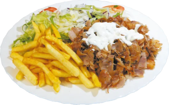 Drehspieß-Teller mit Pommes, Salat und Soße